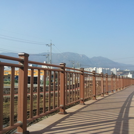 Yangsan Deokgye Deck Road